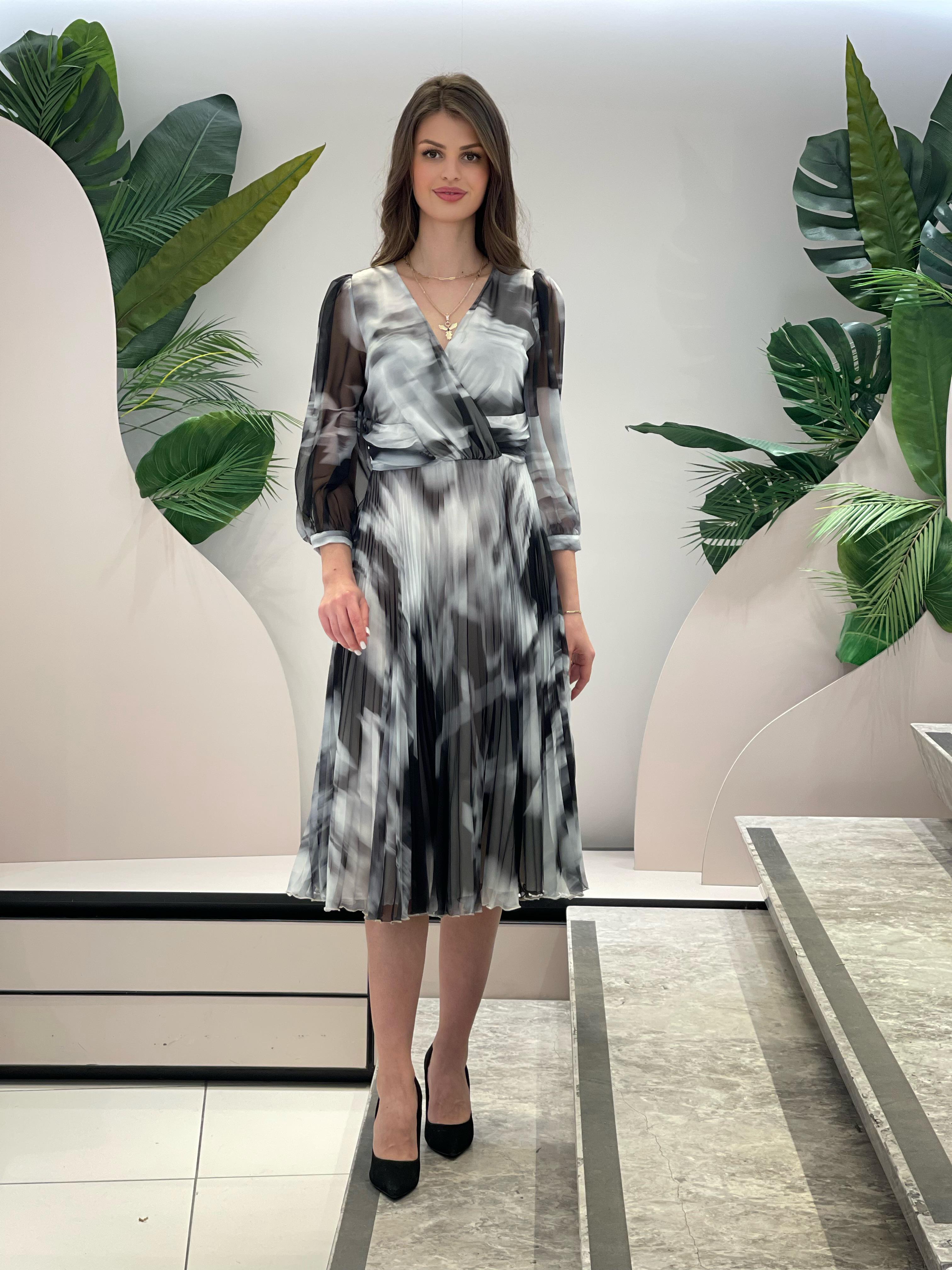 Black and White Pleated Dress