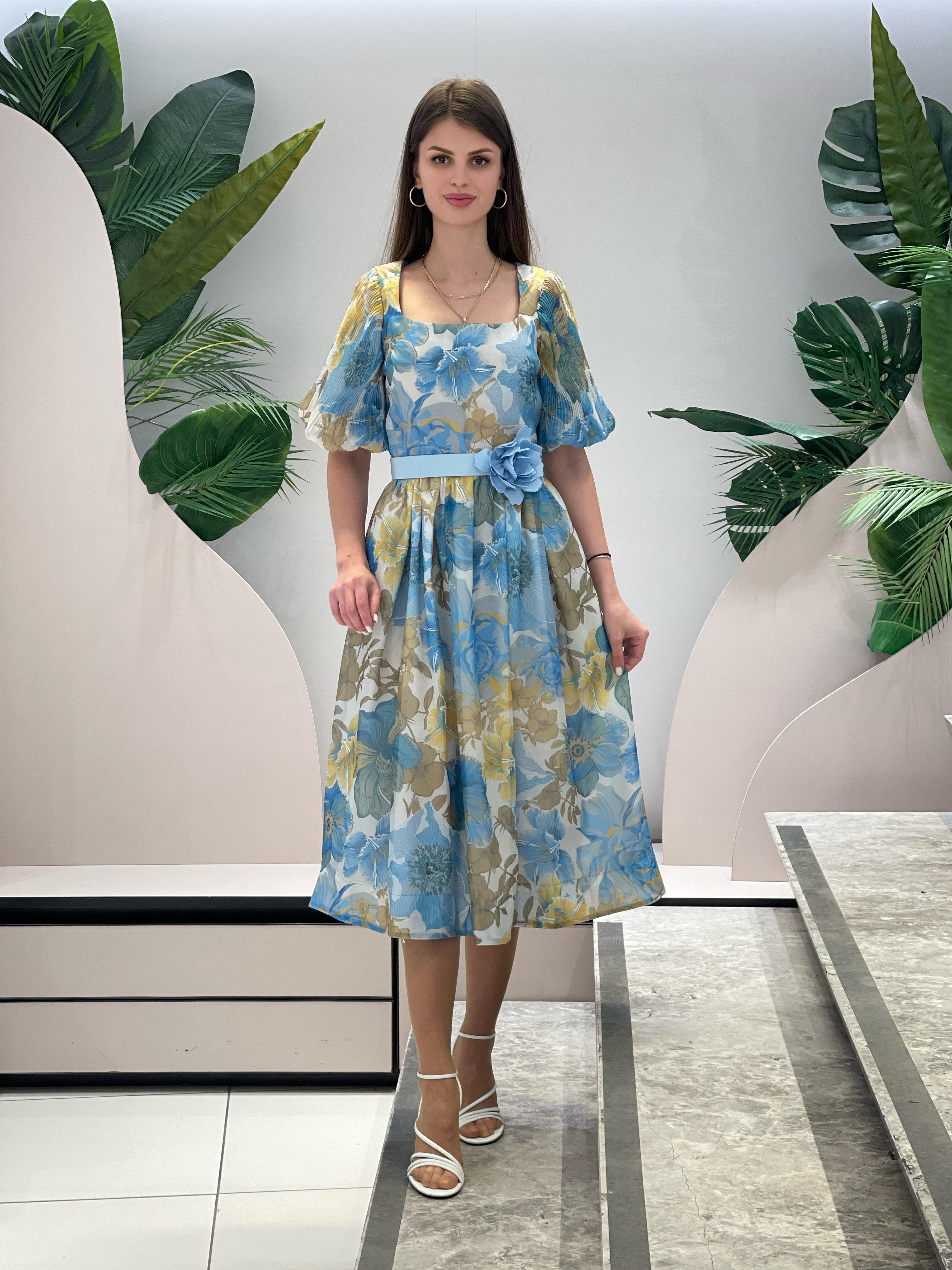 Blue Floral Pattern Square Collar Dress